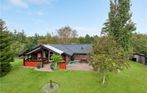 Cozy Home In Blåvand With Kitchen